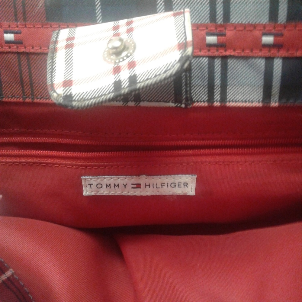 👜 Tommy Hilfiger Vintage Plaid Satchel w/internal Wallet 👜 - Picture 5 of 9